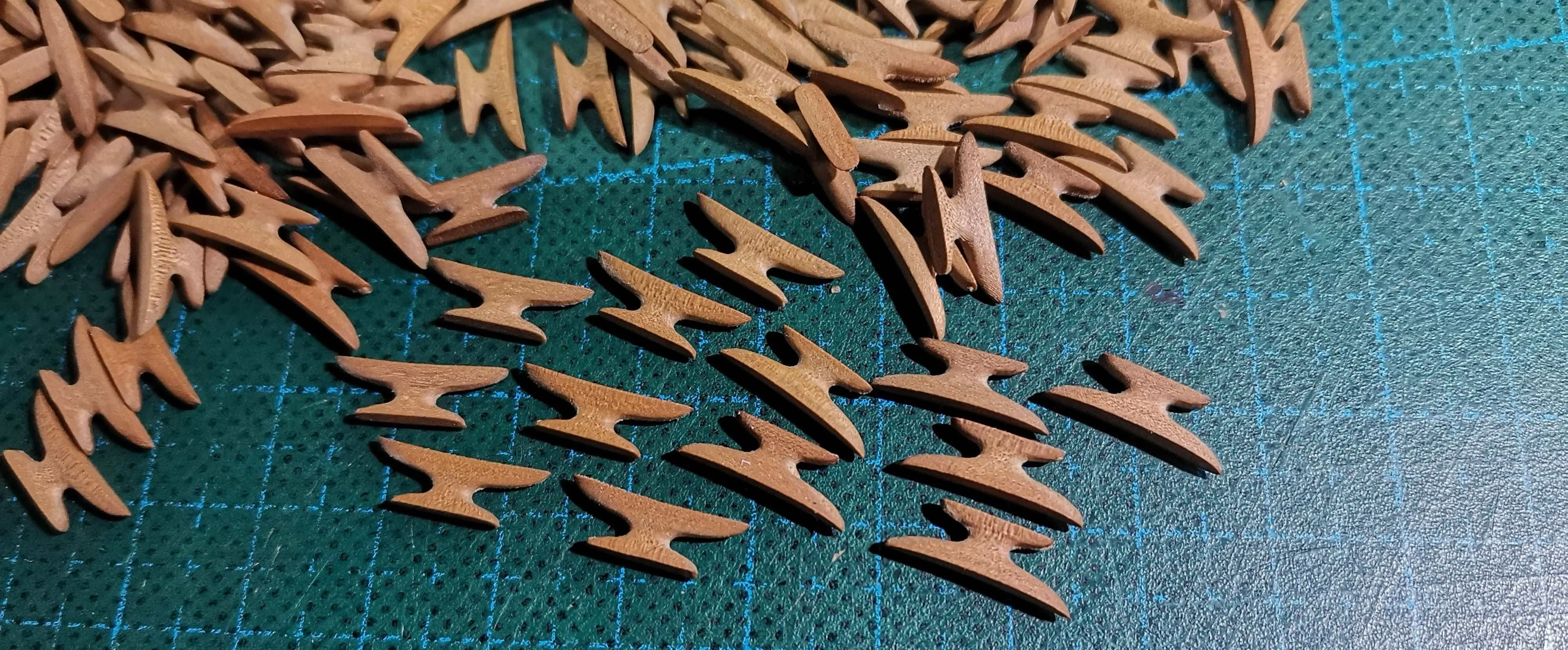 7mm Pearwood Cleats  12/bag