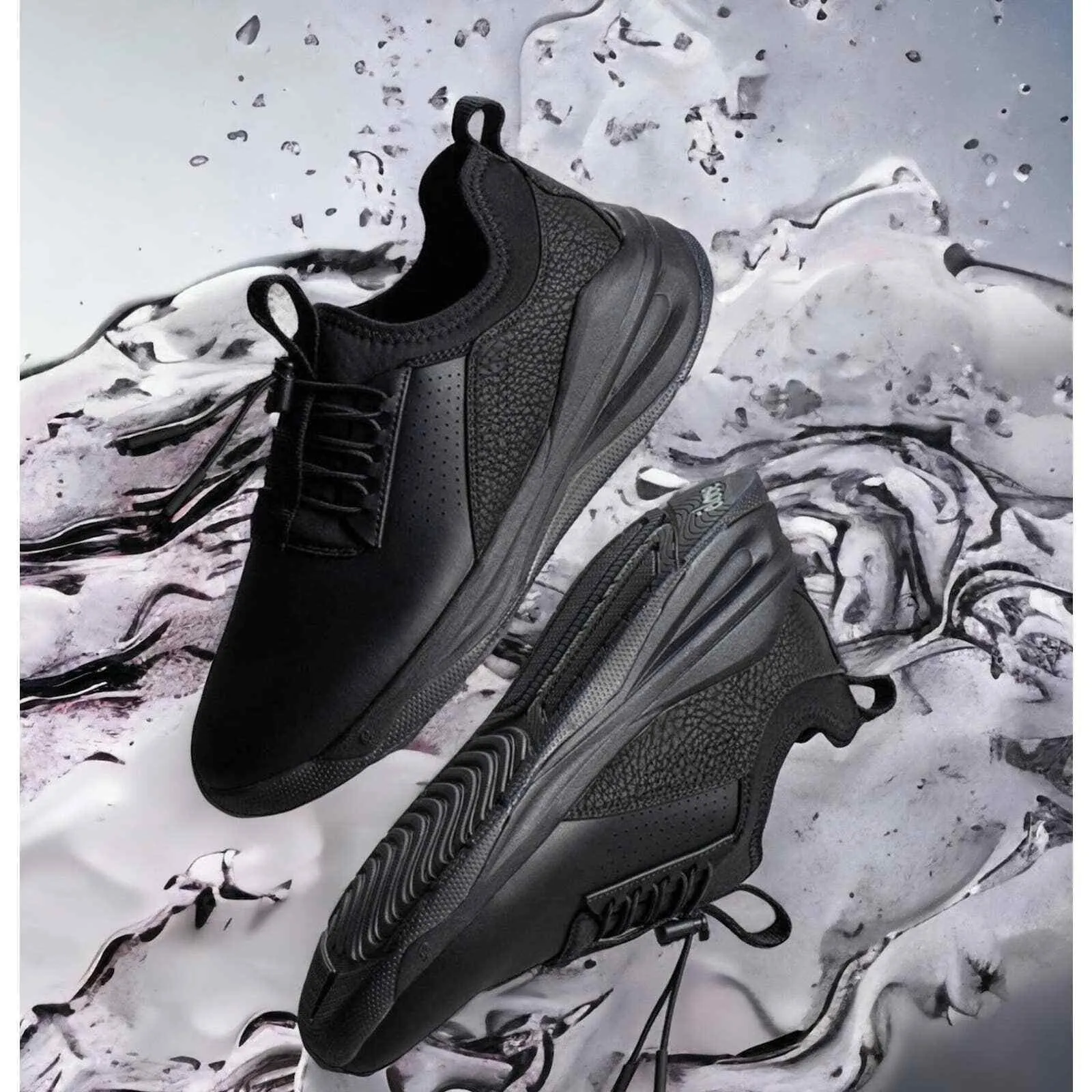 Clove Classic Healthcare Nursing Shoes - All Black Option, Size 9 New Sneakers
