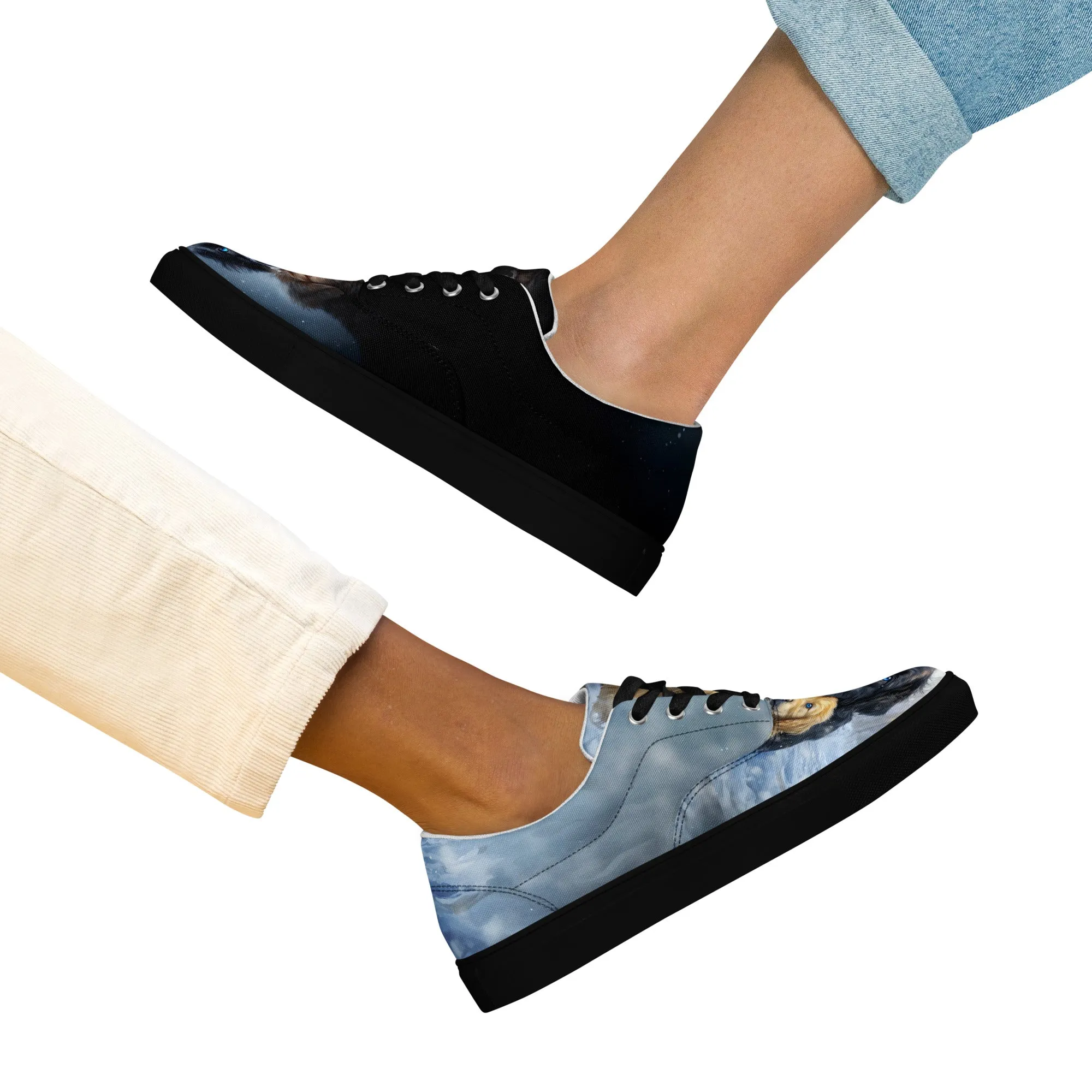 Snowy Embrace Women’s lace-up canvas shoes