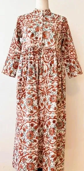 Tailored Floral Block Print Cotton Midi Dress Looks Crisp and Professional (Beige)